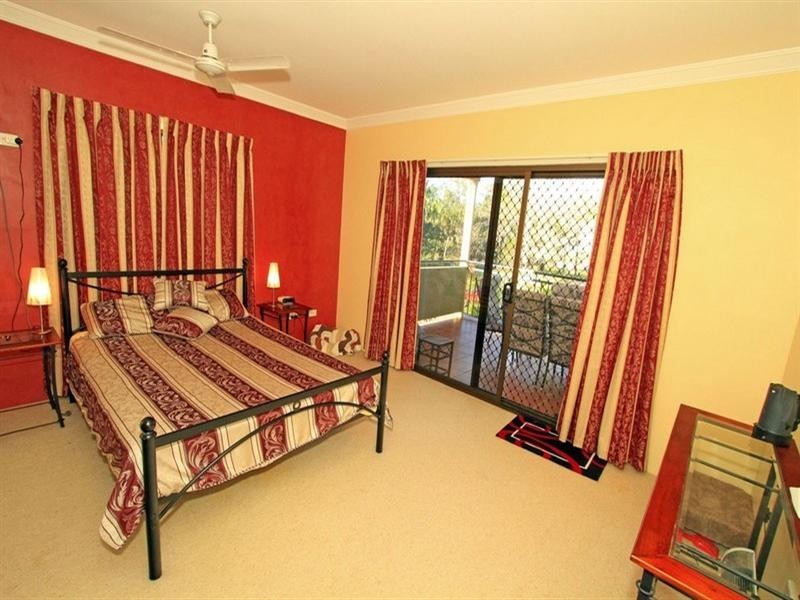 972 Scenic Highway, Kinka Beach QLD 4703