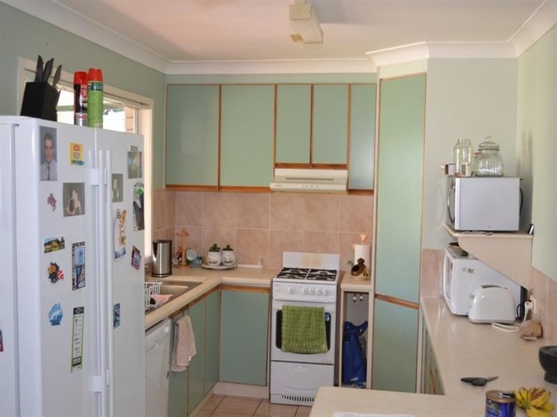 27 Ware Avenue, Causeway Lake QLD 4703