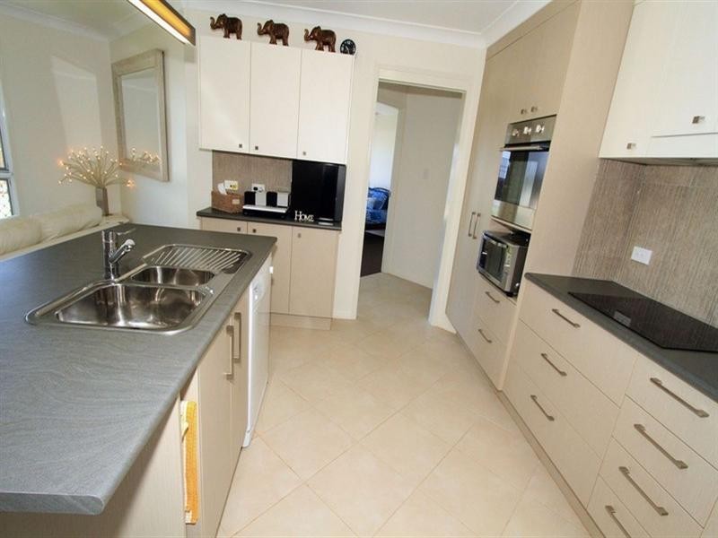 16 Rosewood Street, Taranganba QLD 4703