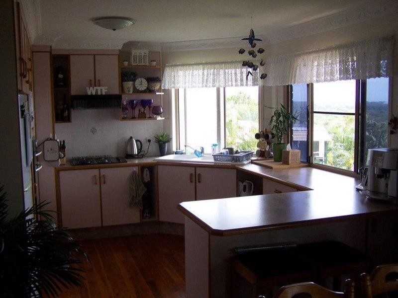 5 Crayke Court, Pacific Heights QLD 4703