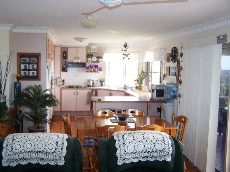 5 Crayke Court, Pacific Heights QLD 4703