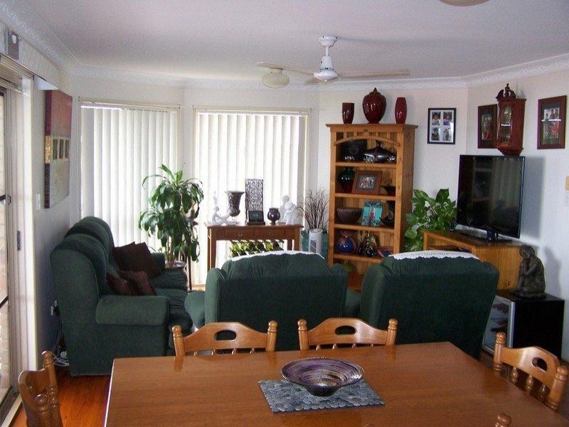 5 Crayke Court, Pacific Heights QLD 4703