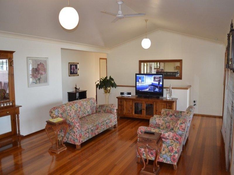 21 Banksia Place, Taranganba QLD 4703