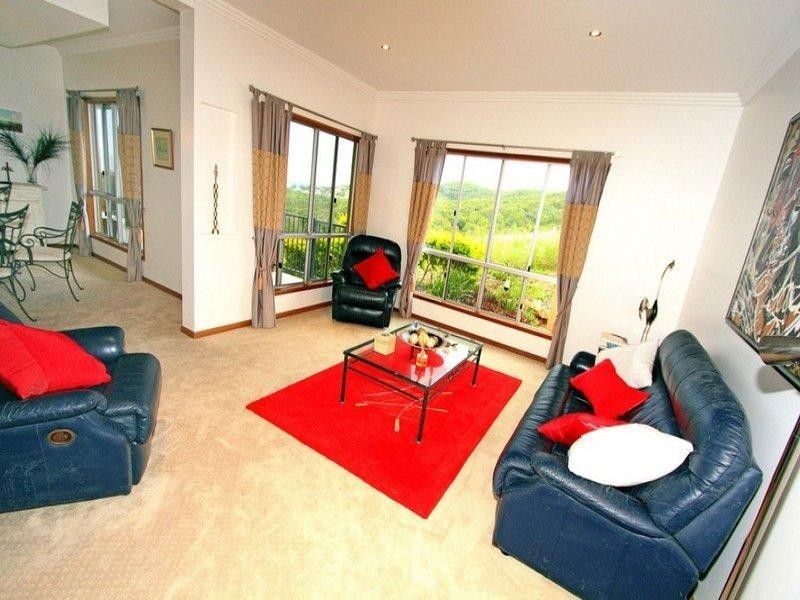 22 Pacific Vista Close, Pacific Heights QLD 4703