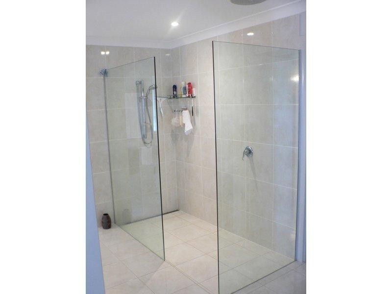 15 Mana Avenue, Pacific Heights QLD 4703