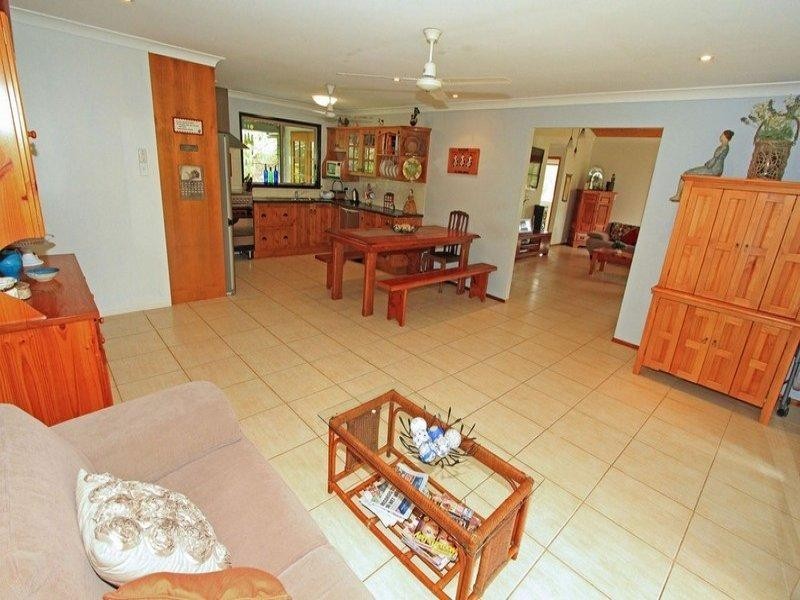 158 Caporn Road, Limestone Creek QLD 4701