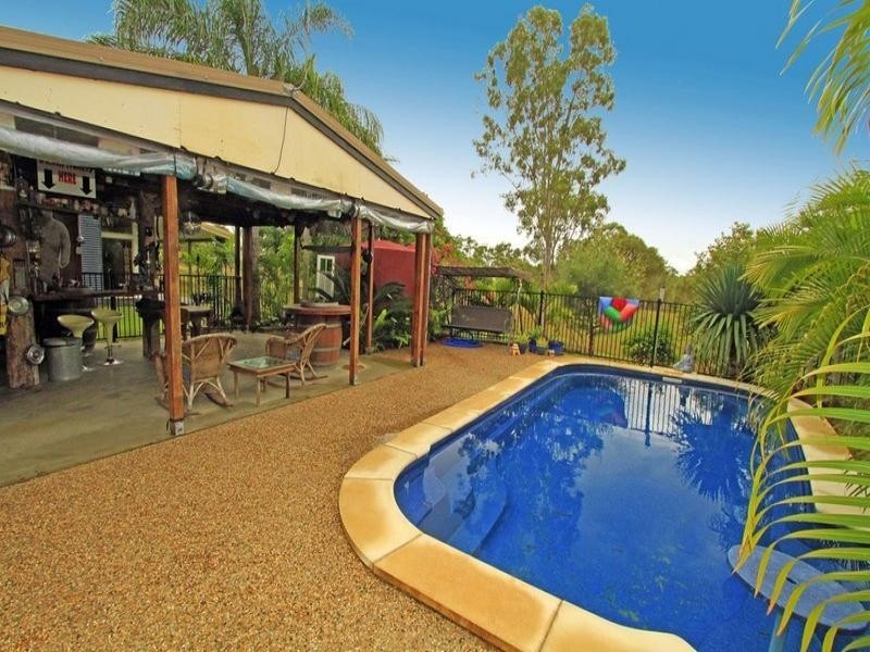 158 Caporn Road, Limestone Creek QLD 4701