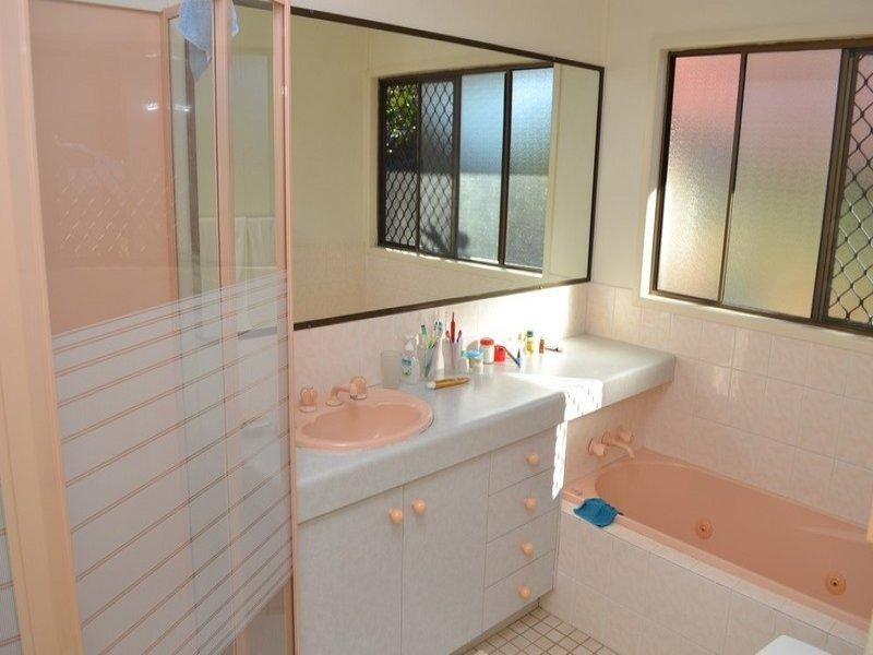 124 Farnborough Road, Meikleville Hill QLD 4703