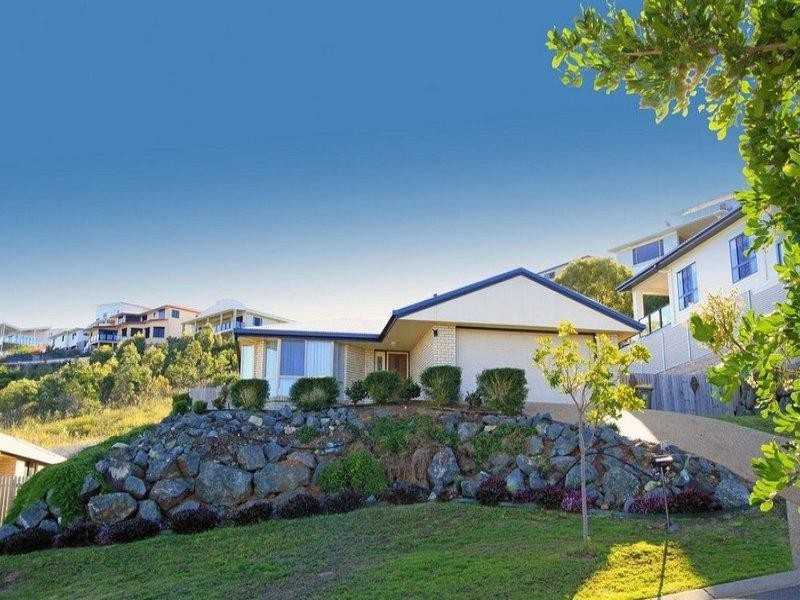 17 Discovery Crescent, Rosslyn QLD 4703