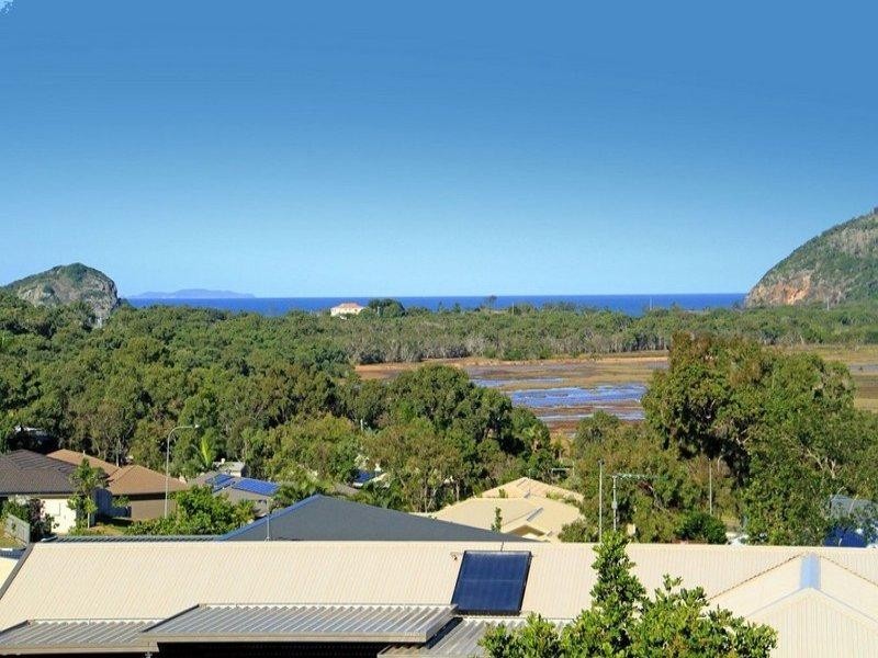 17 Discovery Crescent, Rosslyn QLD 4703