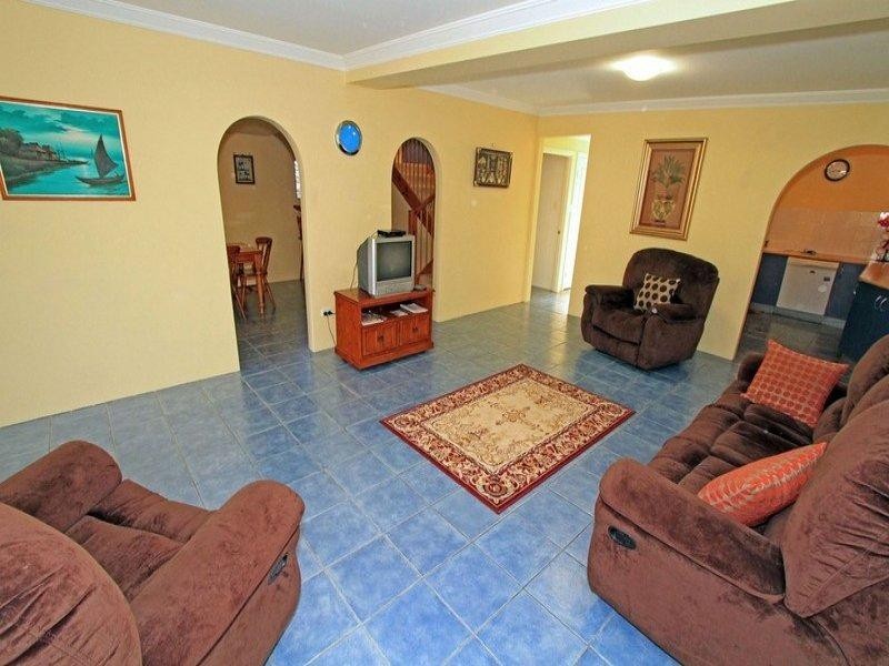 972 Scenic Highway, Kinka Beach QLD 4703