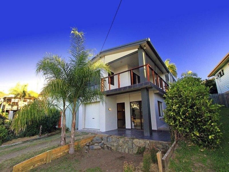 20 Ocean Parade, Cooee Bay QLD 4703