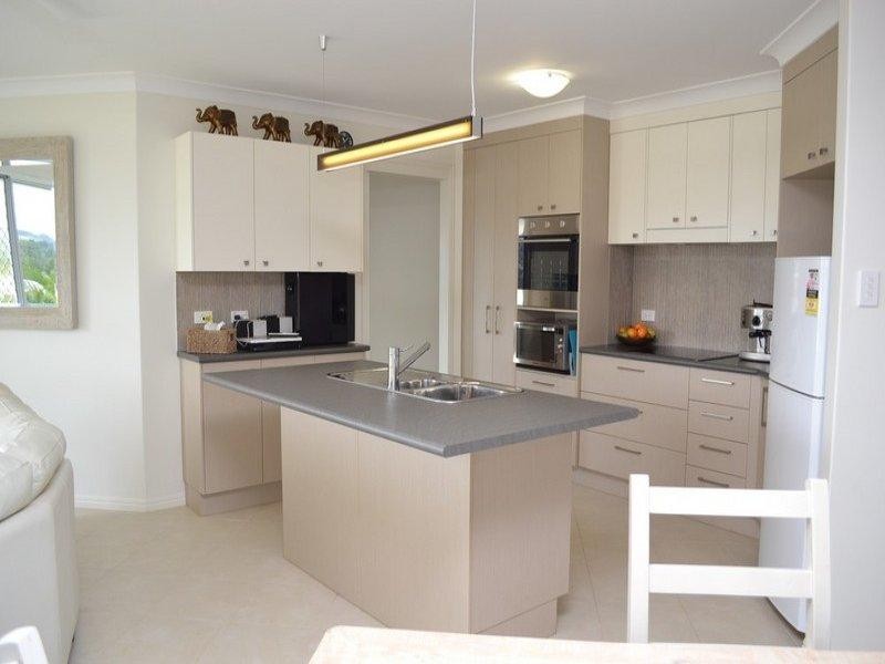 16 Rosewood Street, Taranganba QLD 4703