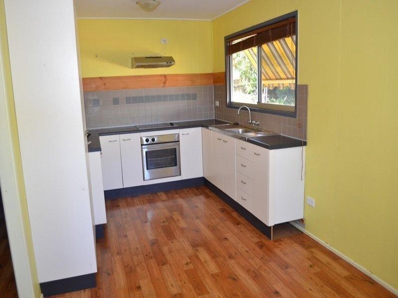 50 Dolphin Crescent, Taranganba QLD 4703