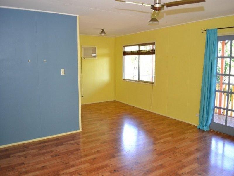 50 Dolphin Crescent, Taranganba QLD 4703