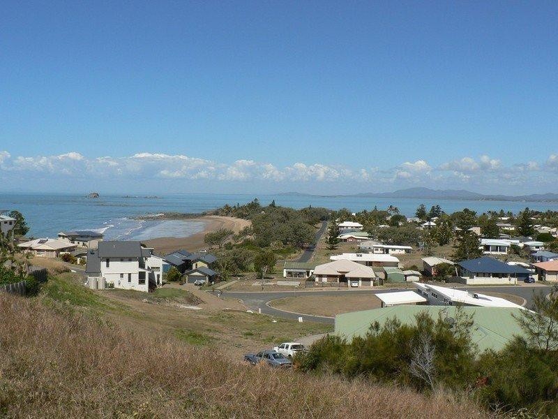 5 Haliotis Avenue, Zilzie QLD 4710