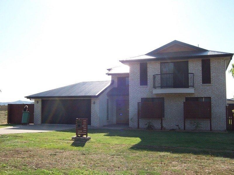 4 Lakeview Circuit, Yeppoon QLD 4703