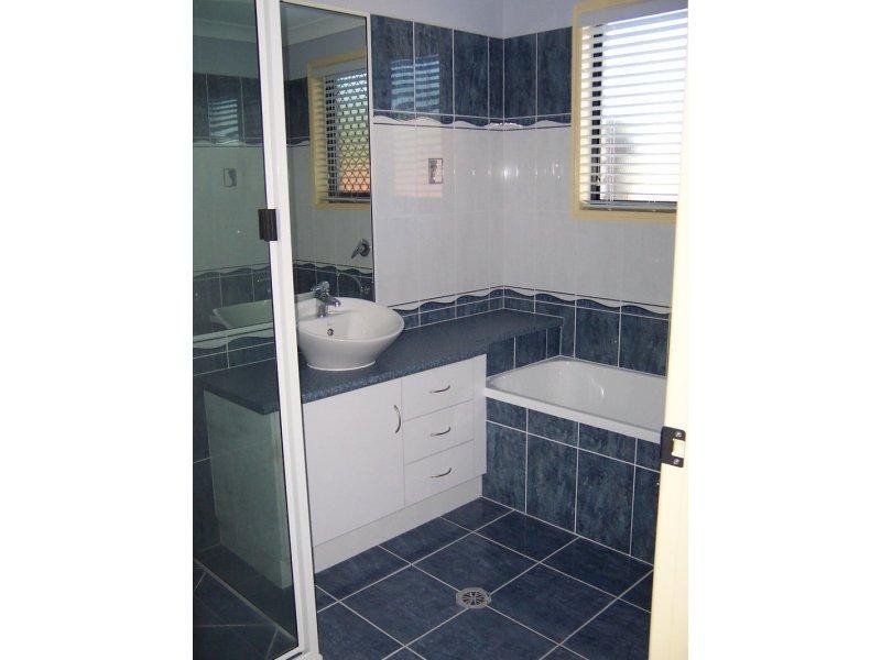 4 Lakeview Circuit, Yeppoon QLD 4703