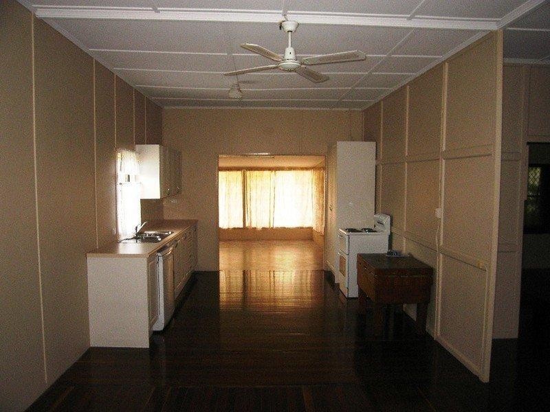 50 Matthew Flinders Drive, Cooee Bay QLD 4703