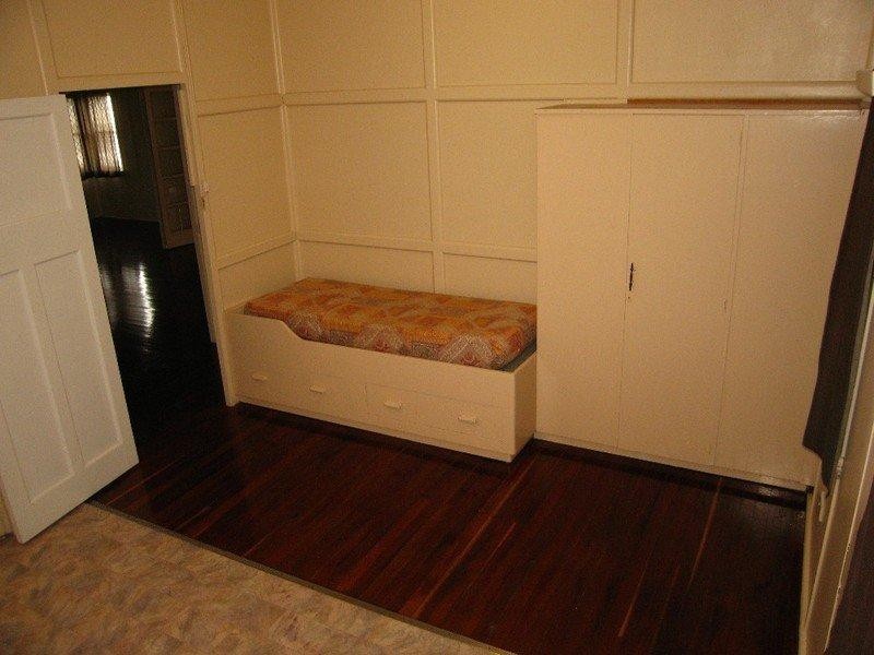 50 Matthew Flinders Drive, Cooee Bay QLD 4703