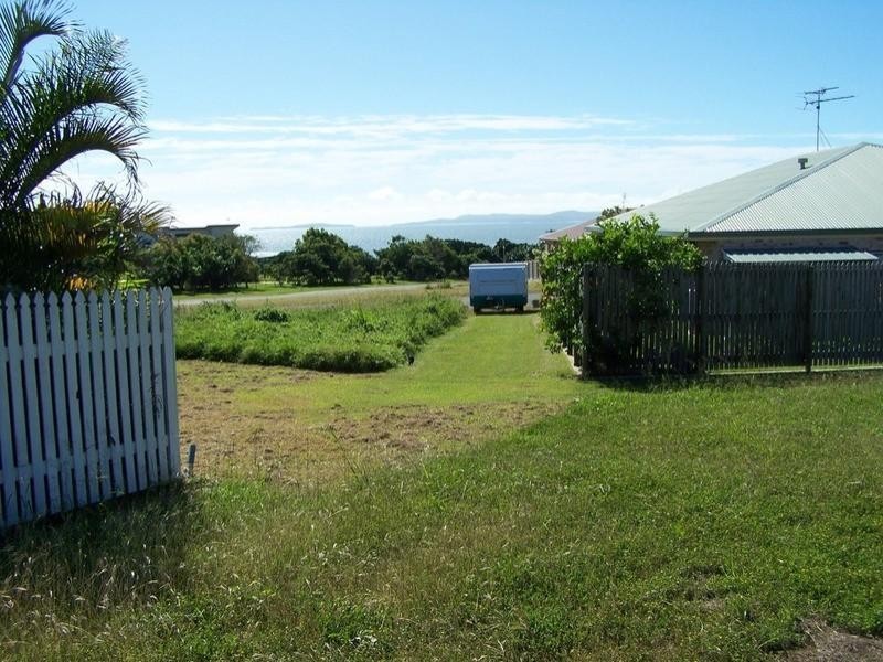 4 Taldora Place, Emu Park QLD 4710