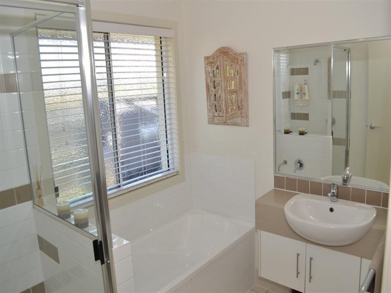 11 Sandcastle Drive, Mulambin QLD 4703