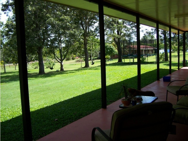 55 Racecourse Road, Barmaryee QLD 4703