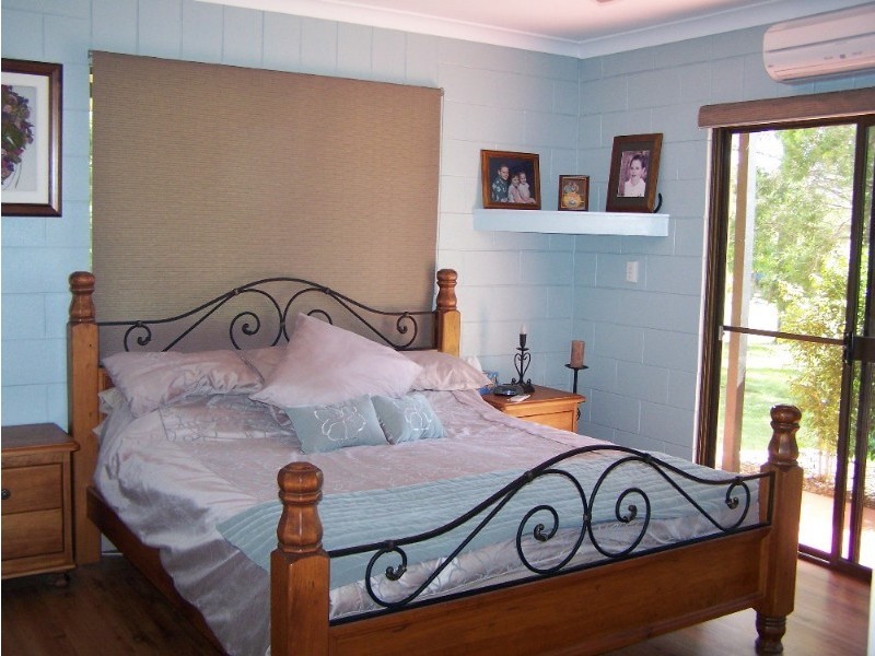 55 Racecourse Road, Barmaryee QLD 4703