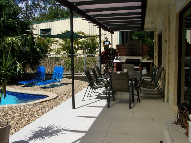 55 Racecourse Road, Barmaryee QLD 4703