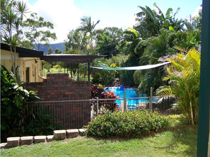 55 Racecourse Road, Barmaryee QLD 4703