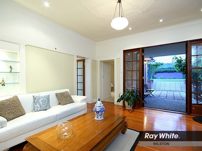 15 Laughland Street, Wilston QLD 4051