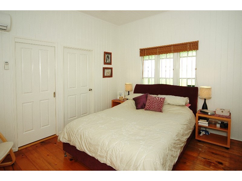 14 Somerset Street, Windsor QLD 4030