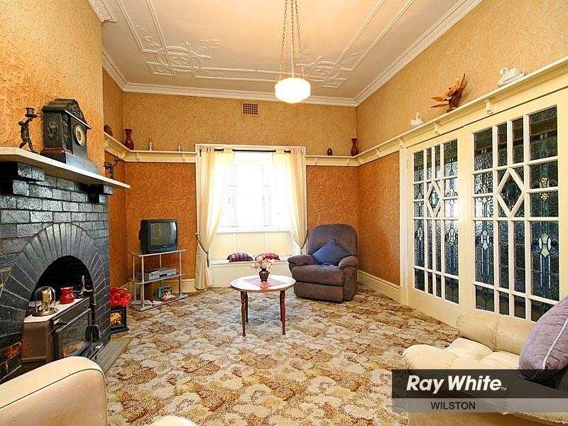 4 Robe Street, Newmarket QLD 4051