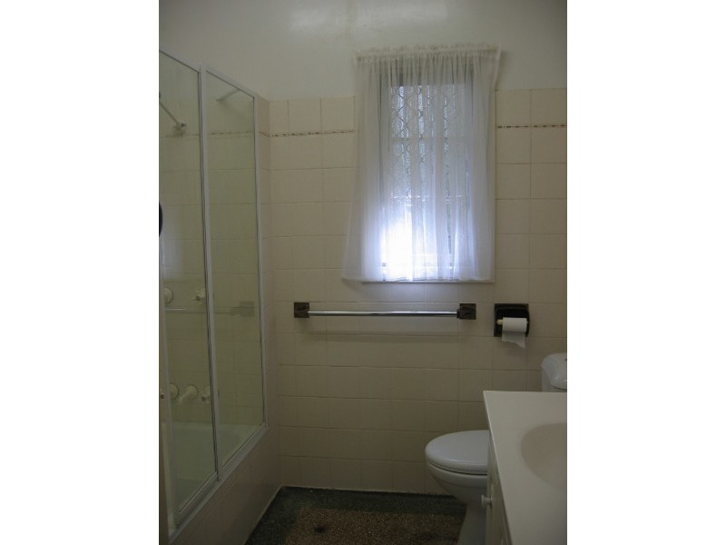 81 Gracemere Street, Grange QLD 4051