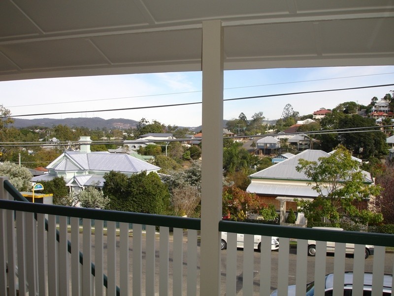 19a Lamont Road, Wilston QLD 4051