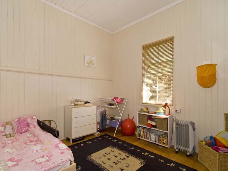 13 Terrace Street, Newmarket QLD 4051