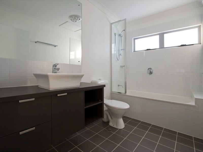 11/64 Macgregor Street, Wilston QLD 4051