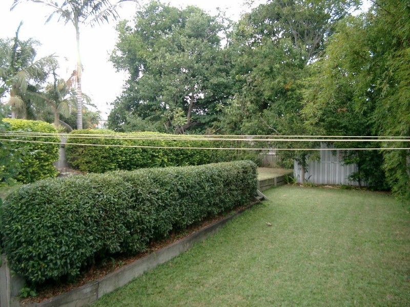 54 Grove Street, Albion QLD 4010