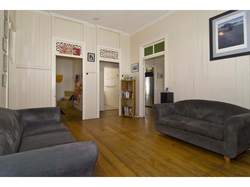 13 Terrace Street, Newmarket QLD 4051