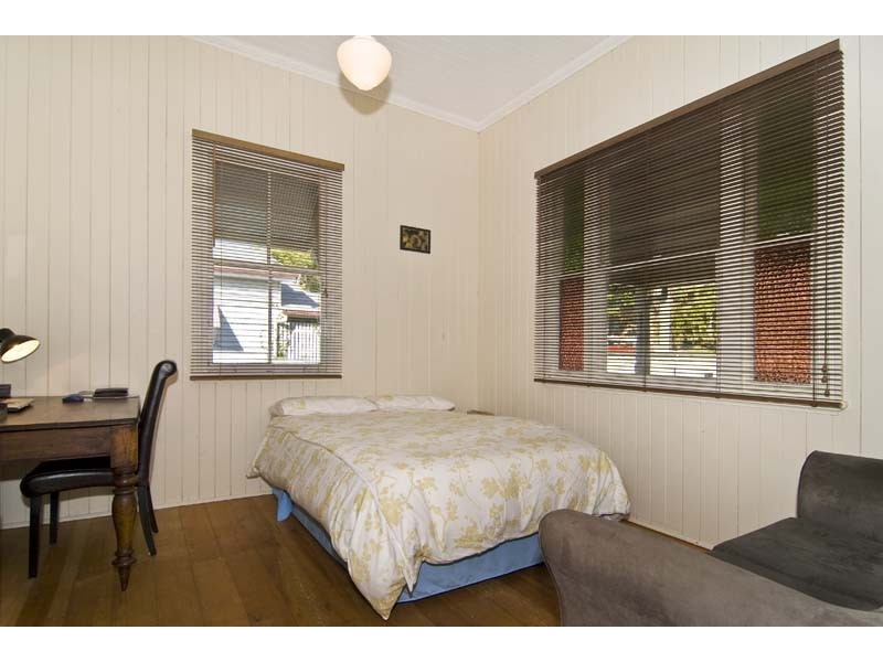 13 Terrace Street, Newmarket QLD 4051