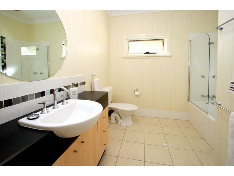 54 Khartoum Street, Gordon Park QLD 4031