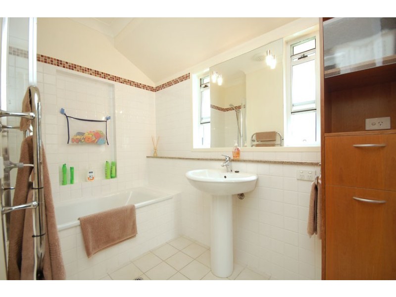 68 Taltarni Circuit, Mitchelton QLD 4053