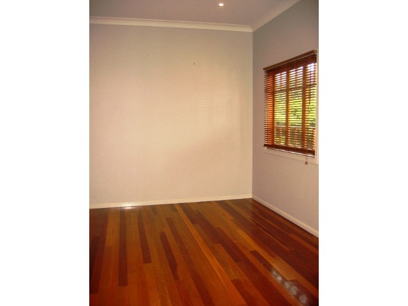 16 Rose Lane, Gordon Park QLD 4031