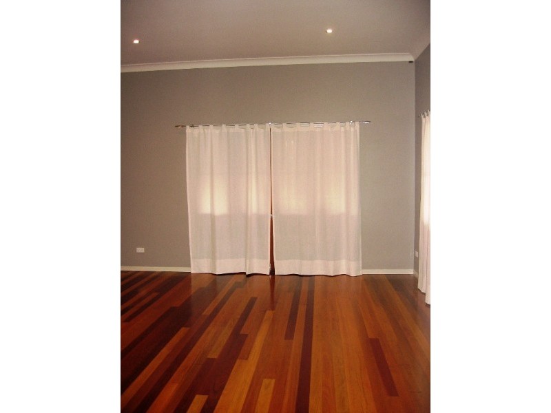 16 Rose Lane, Gordon Park QLD 4031