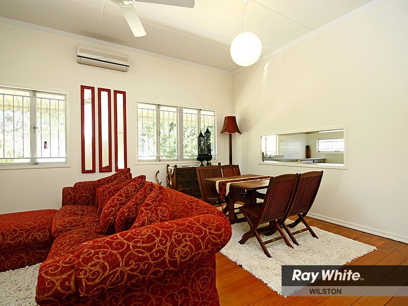 98 Lamont Road, Wilston QLD 4051