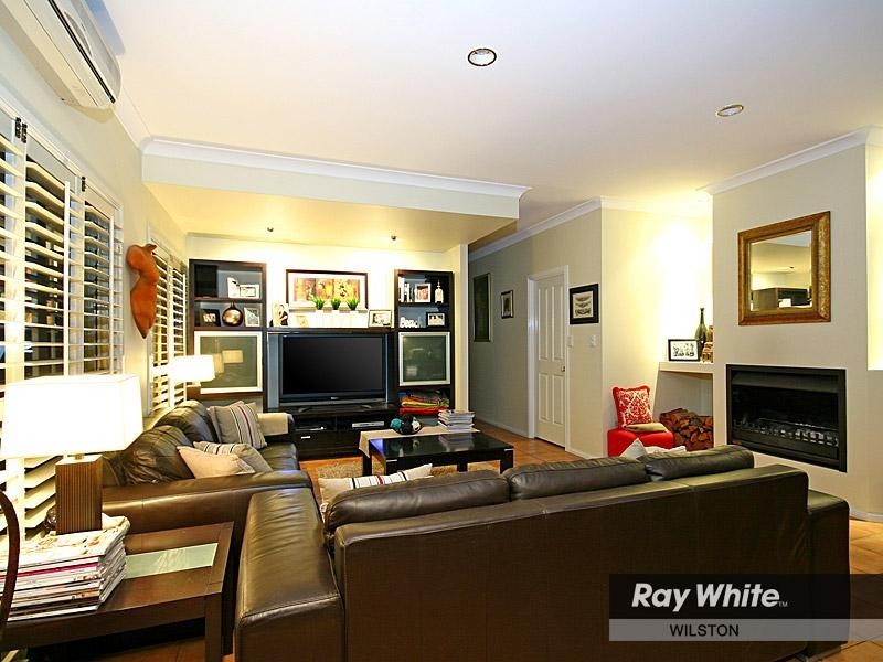 1 Guildhall Court, Murrumba Downs QLD 4503