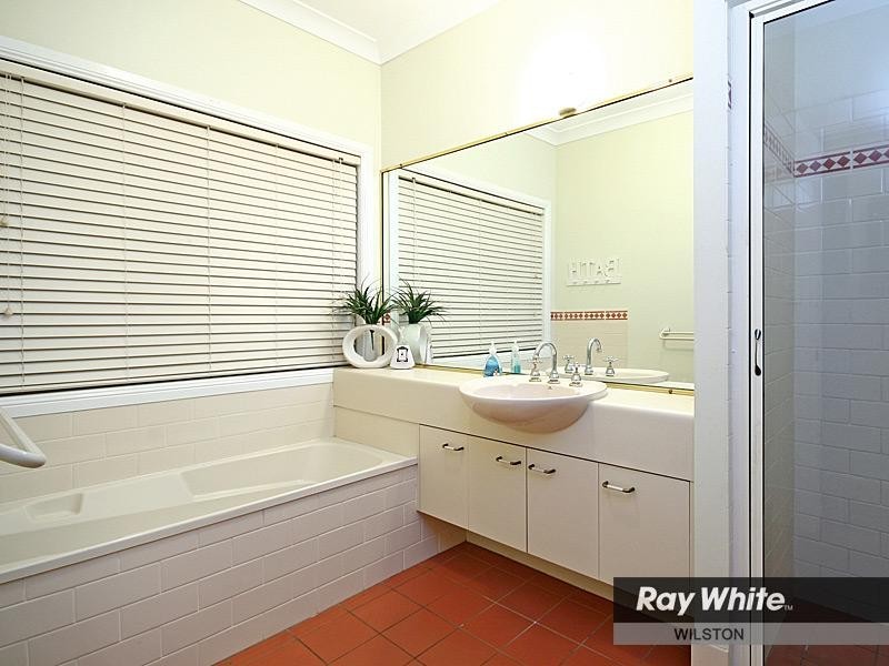 1 Guildhall Court, Murrumba Downs QLD 4503