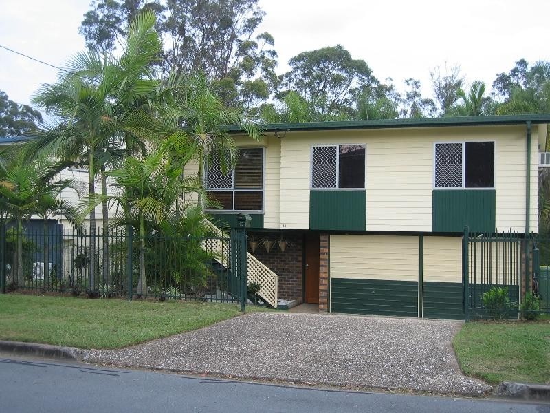 12 Tabulam Drive, Ferny Hills QLD 4055