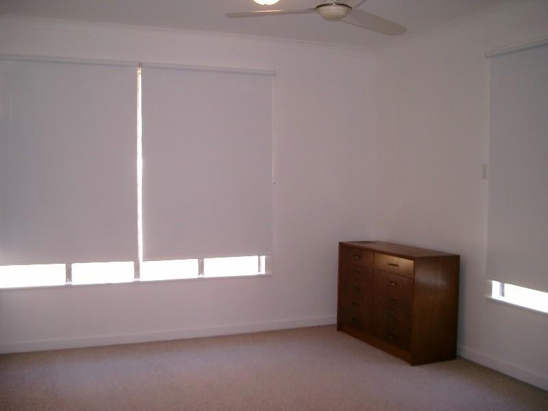 27 Bush Street, Windsor QLD 4030