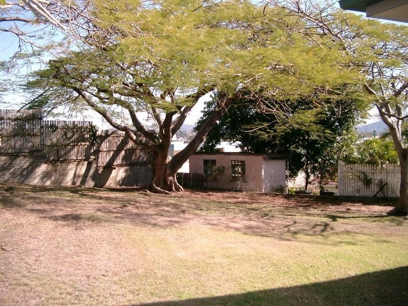 27 Bush Street, Windsor QLD 4030